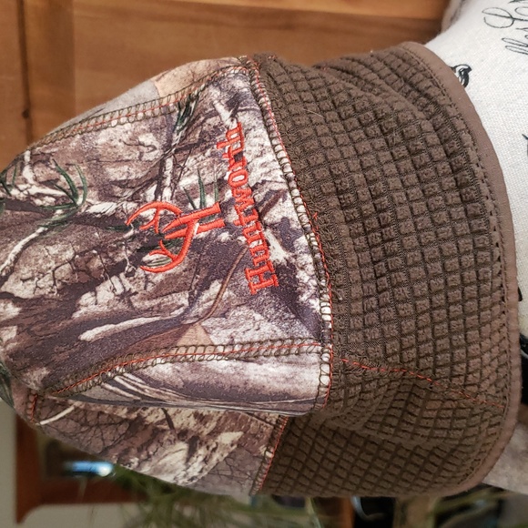 Huntworth camo hat with built-in face shield - Picture 3 of 11